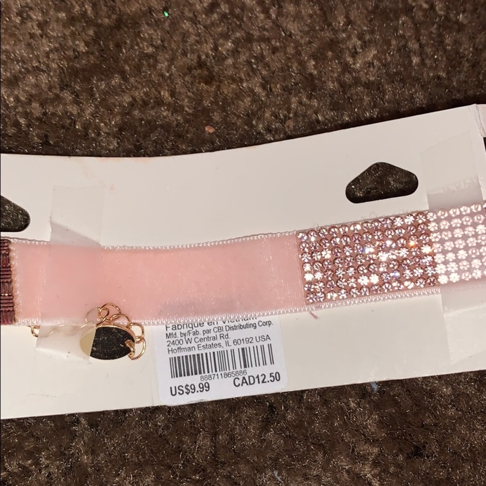 Chokers - Picture 2 of 6